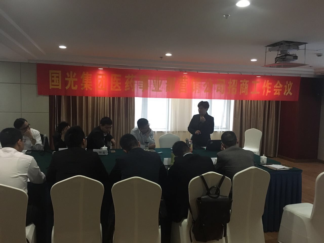 營(yíng)銷公司2016年季度招商工作會(huì)議在嘉興圓滿召開(kāi)2.jpg 營(yíng)銷公司2016年季度招商工作會(huì)議在嘉興圓滿召開(kāi)2.jpg